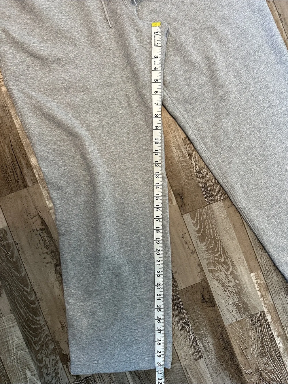 Nike Light Gray Men's Fleece Sweatpants
